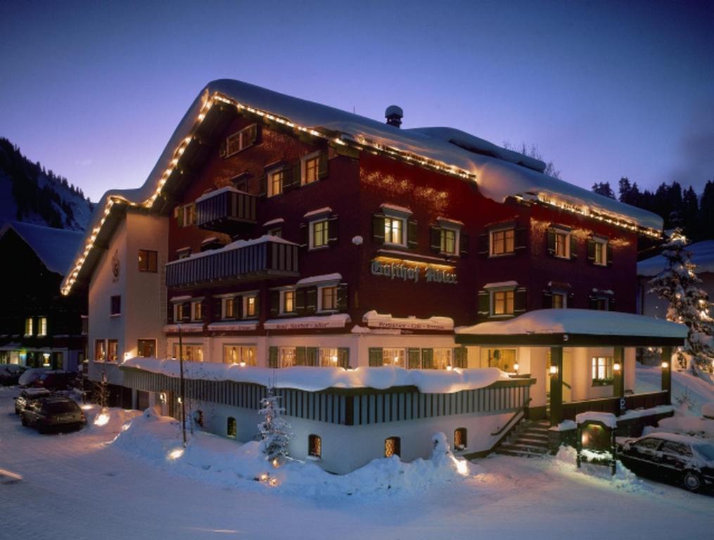 Adler Damuels Gasthof Hotel Exterior photo